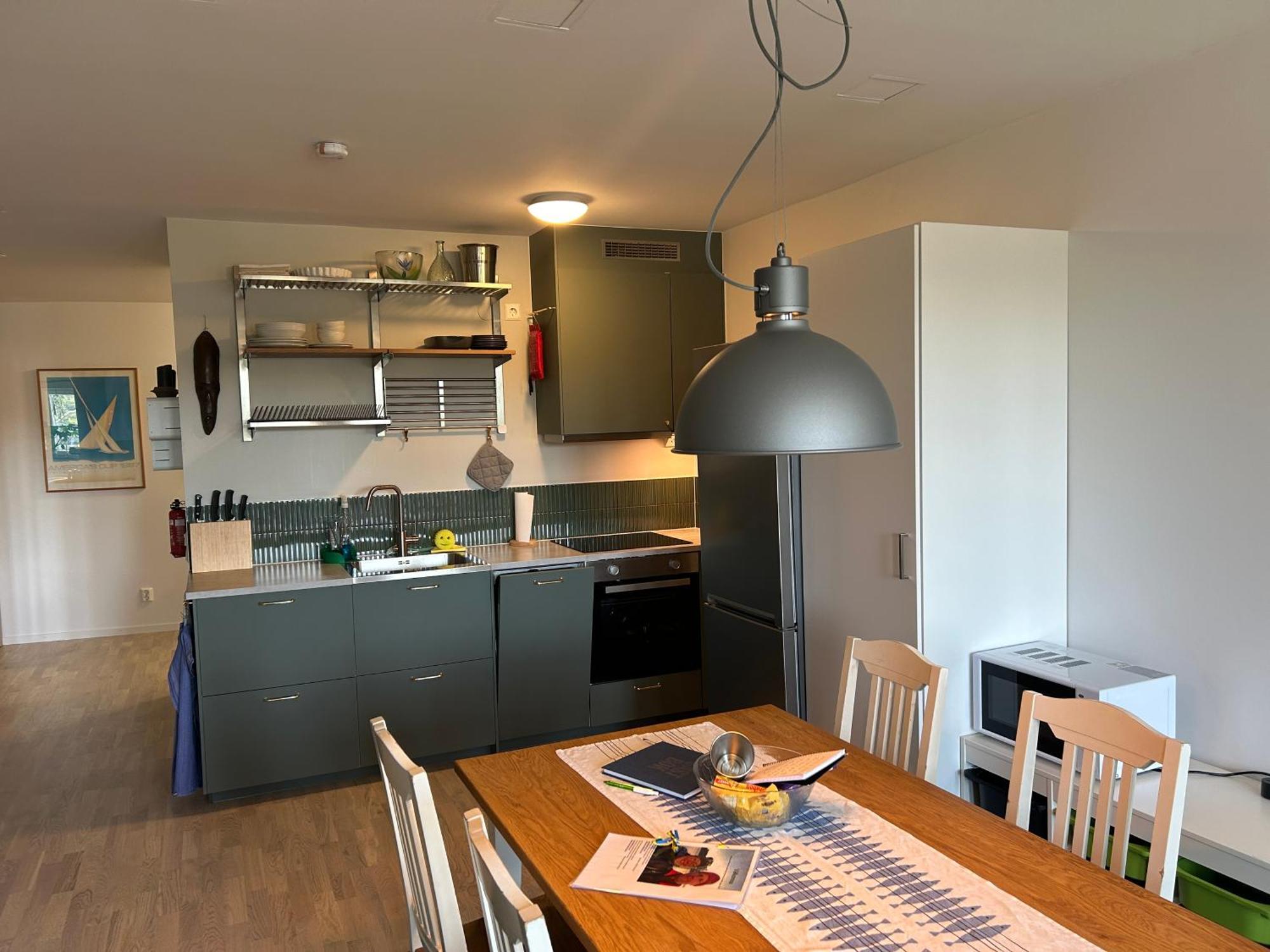 Newly Built Bright Apartment, Close To Everything If You Want To Visit Stockholm, You Will Find The Perfect Accommodation Here! Ferry Line 80 Makes It Very Convenient And Easy To Get To The City Center Nacka Exterior foto